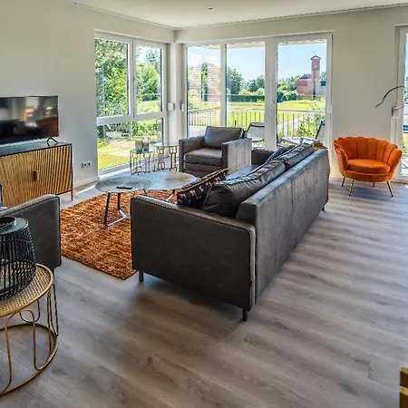 Hangar 19 Superior Mit Balkon Und Seeblick H7w4 Lejlighed